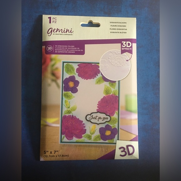 Gemini Exquisite Blooms 3D Embossing Folder - Picture 1 of 4